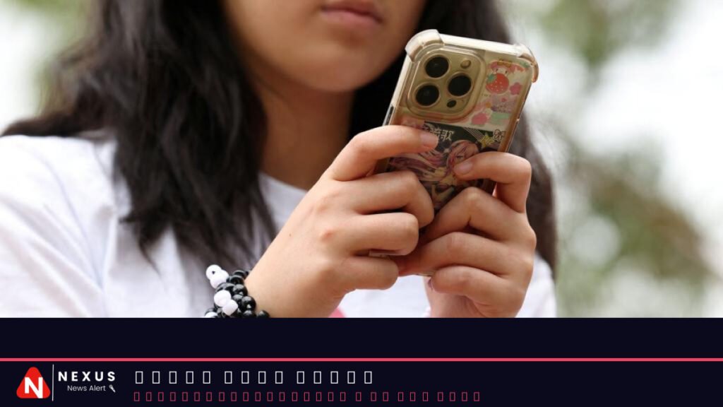 Greece to ban social media for under-15s from next year