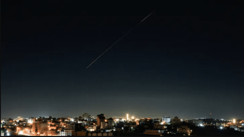 Iran fires missiles at Israel