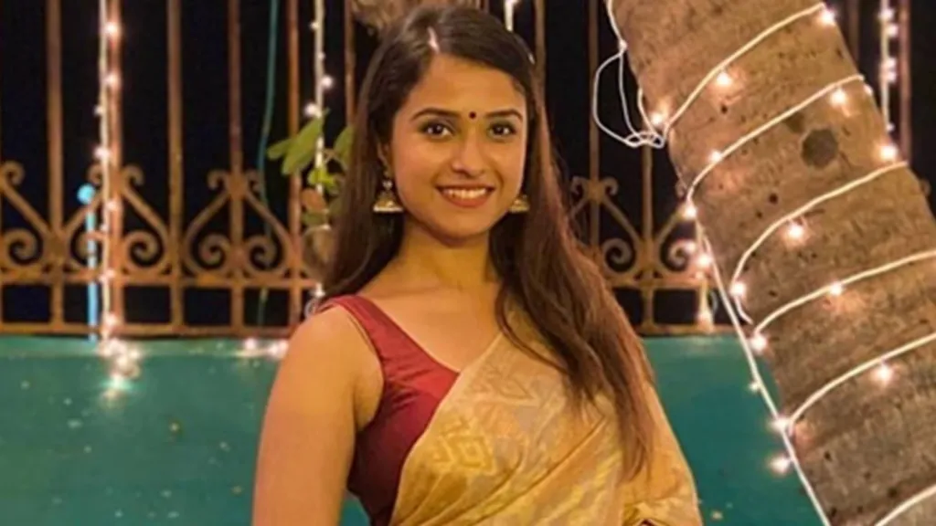 disha-salian-1